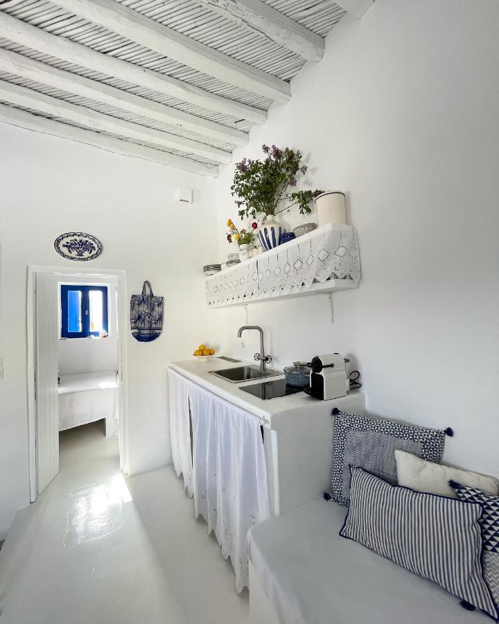 Serifos White Exterior photo